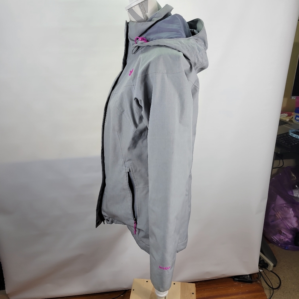 Womans The North Face HyVent Lightweight Jacket Gray/Pink size Small Hooded - Picture 7 of 16